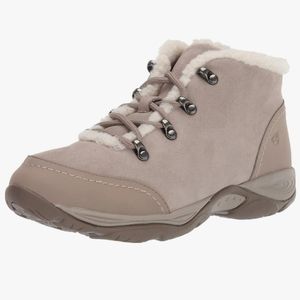 Easy Spirt Women's Taupe Extreme Suede Cold Weather Ankle Boots NWOT